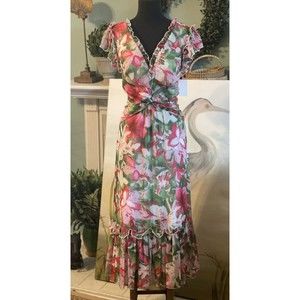 Tadashi Shoji NWOT Floral Esther Dress Ruched Waist Ruffle Hem size 10